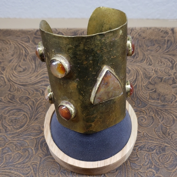 Vintage Jewelry - Vintage Hammered Agate Bezel Artisan Tribal Boho Cuff Bracelet